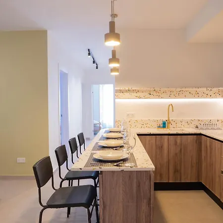 Ultra Modern Off St Julians * San Ġiljan