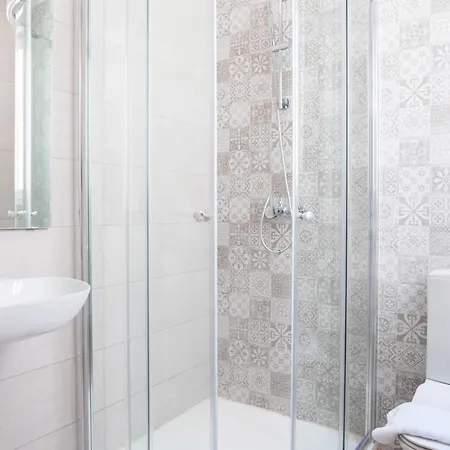 Ultra Modern Off St Julians Appartement *