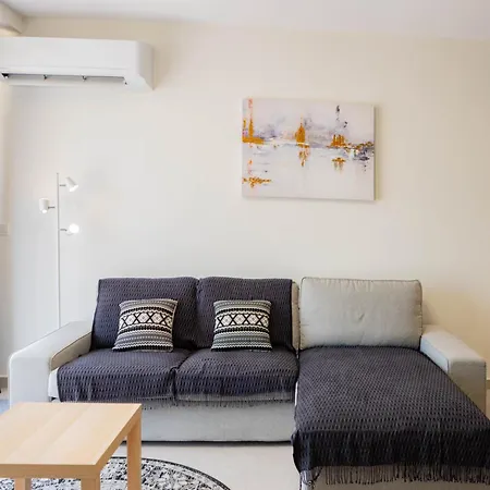 Ultra Modern Off St Julians Apartment