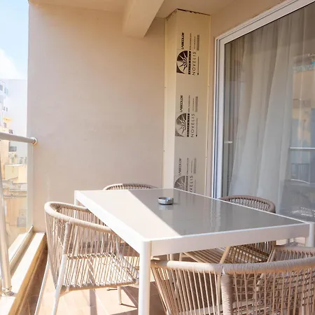 Ultra Modern Off St Julians Appartement San Ġiljan