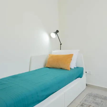 Lejlighed Ultra Modern Off St Julians