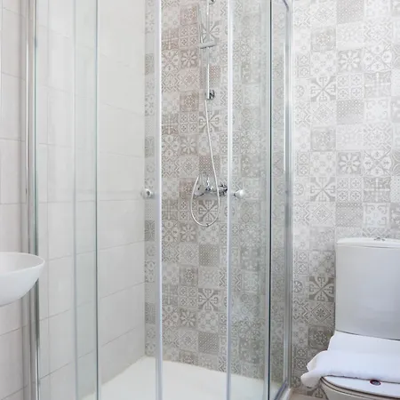 Ultra Modern Off St Julians * Saint Julian's