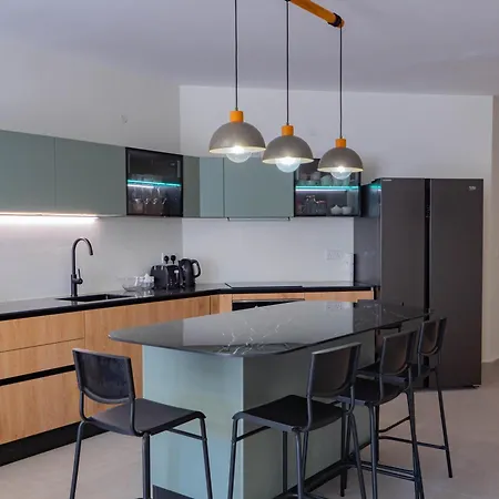 Ultra Modern Off St Julians