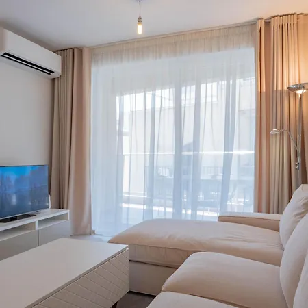 Ultra Modern Off St Julians