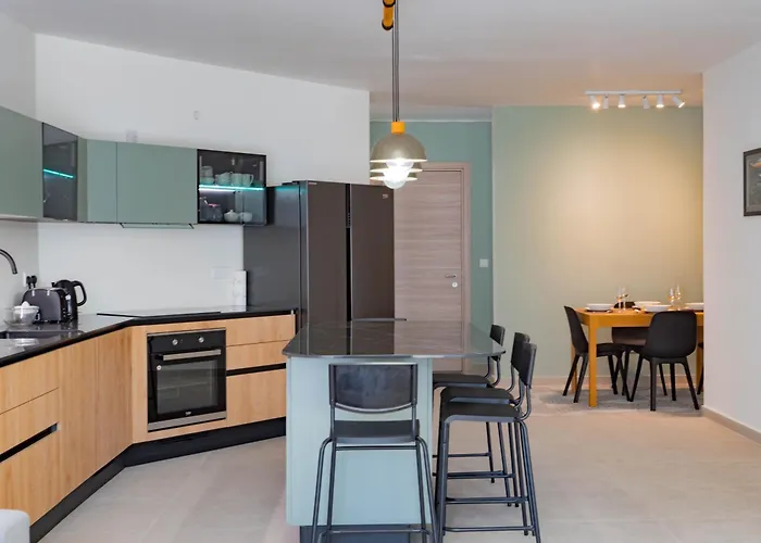 Ultra Modern Off St Julians Apartamento