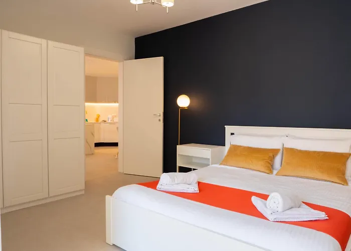 Ultra Modern Off St Julians * San Julián