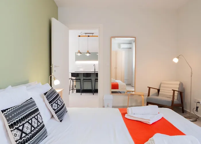 Ultra Modern Off St Julians